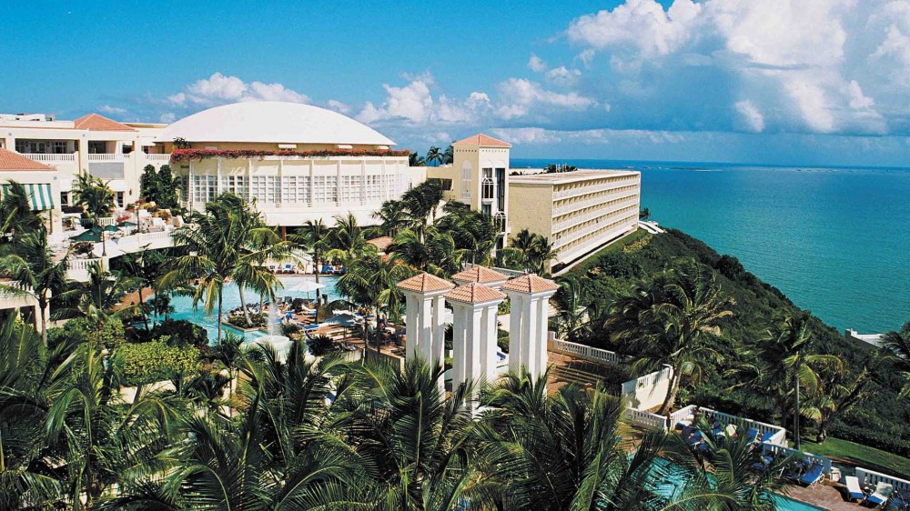 El Conquistador Resort and Casino, tiered pool