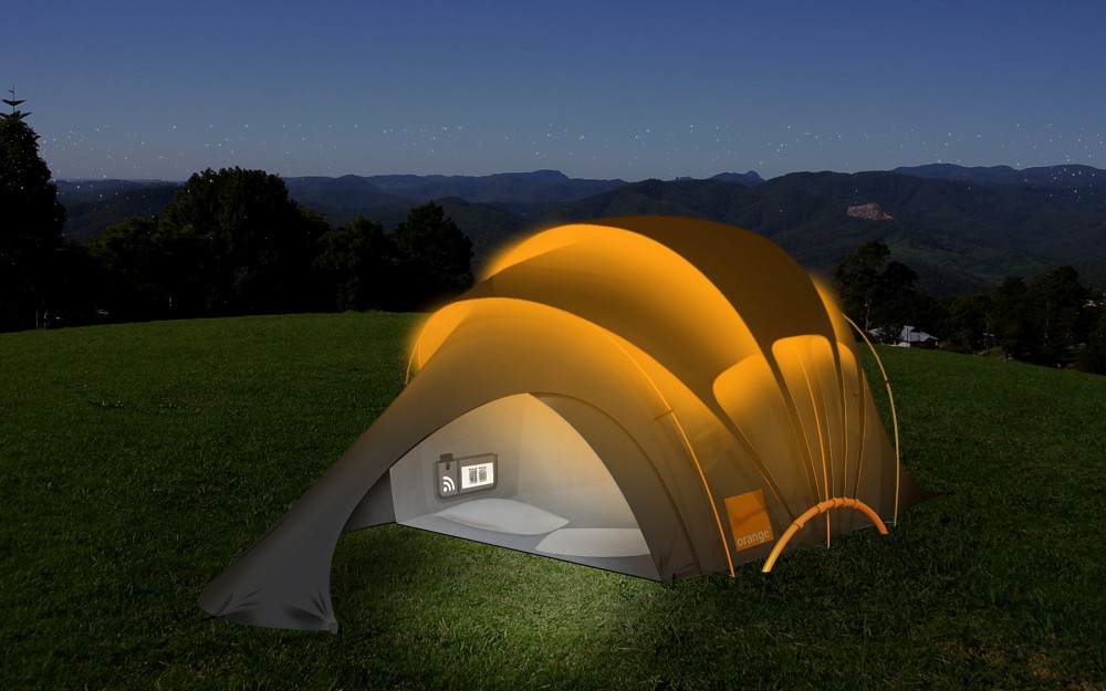 Glowing-Camping-Tent