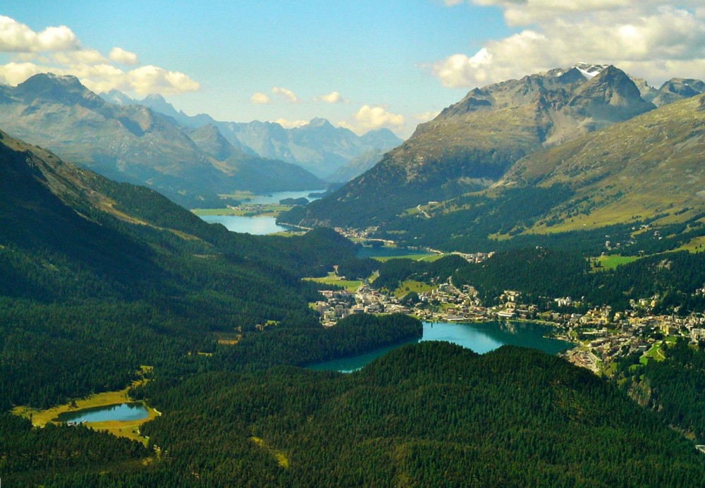 Engadin Valley Wikimedia