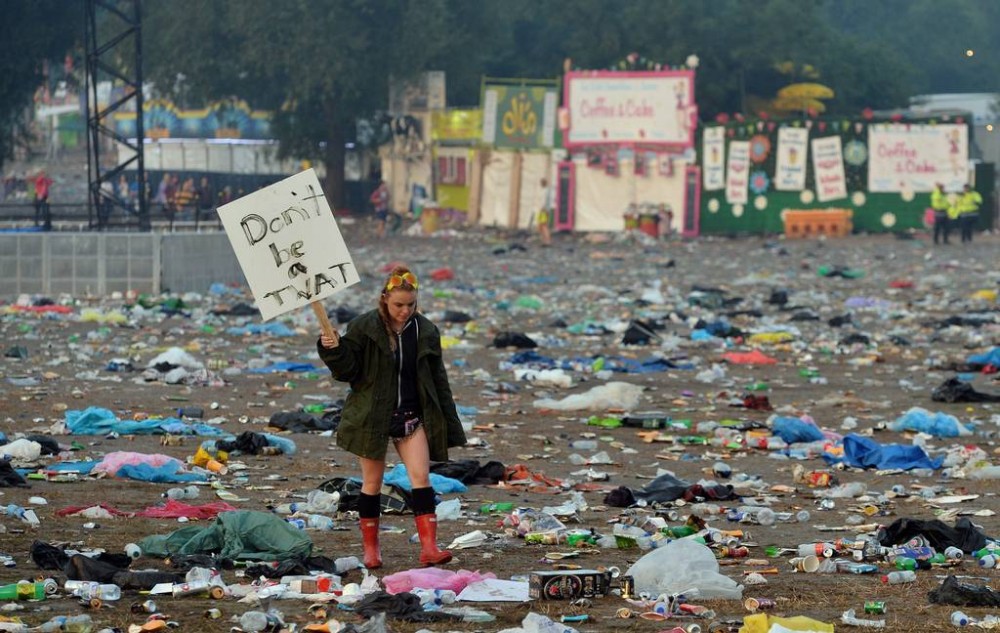 Glastonbury-clean-up (2)