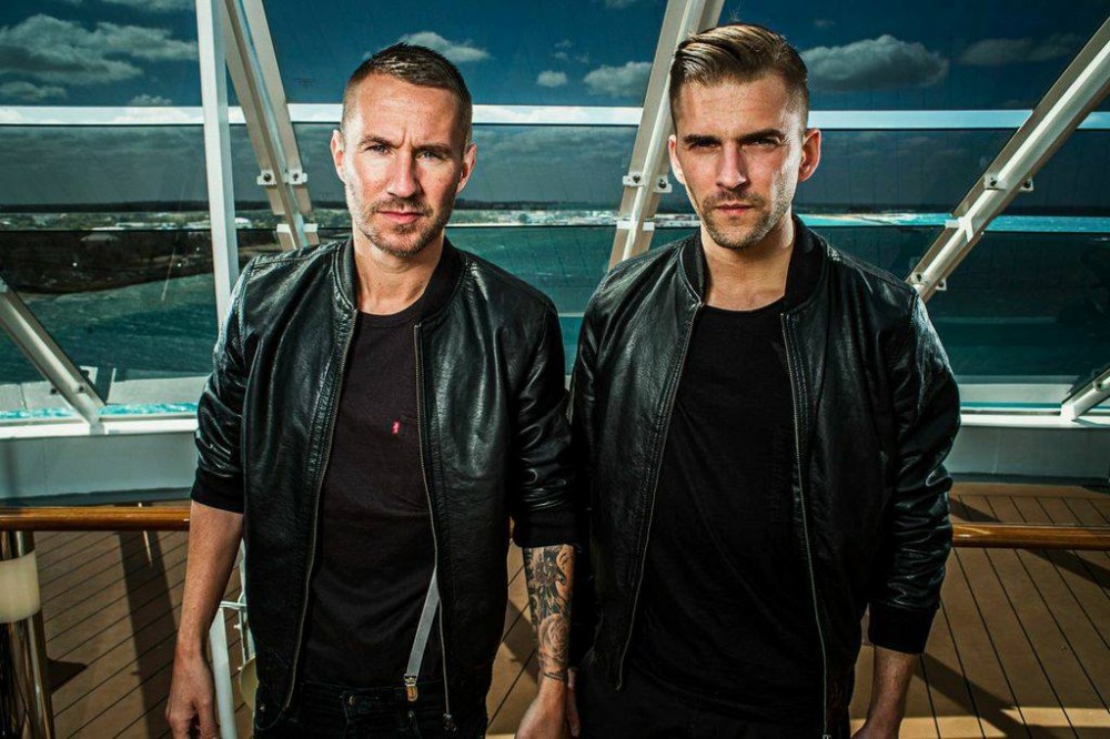 galantis holyship