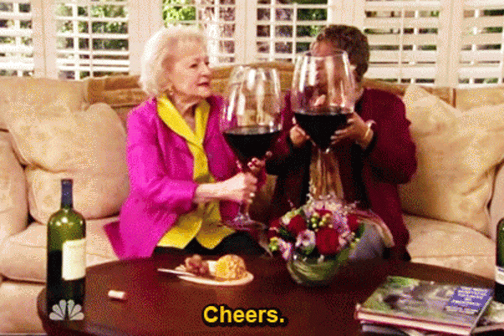 54ae77d781ae3_-_elle-betty-white-cheers-h