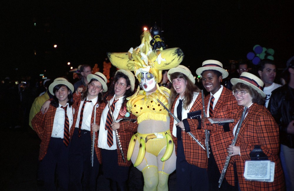 Greenwich_Village_Halloween_Parade_1990_Bananas