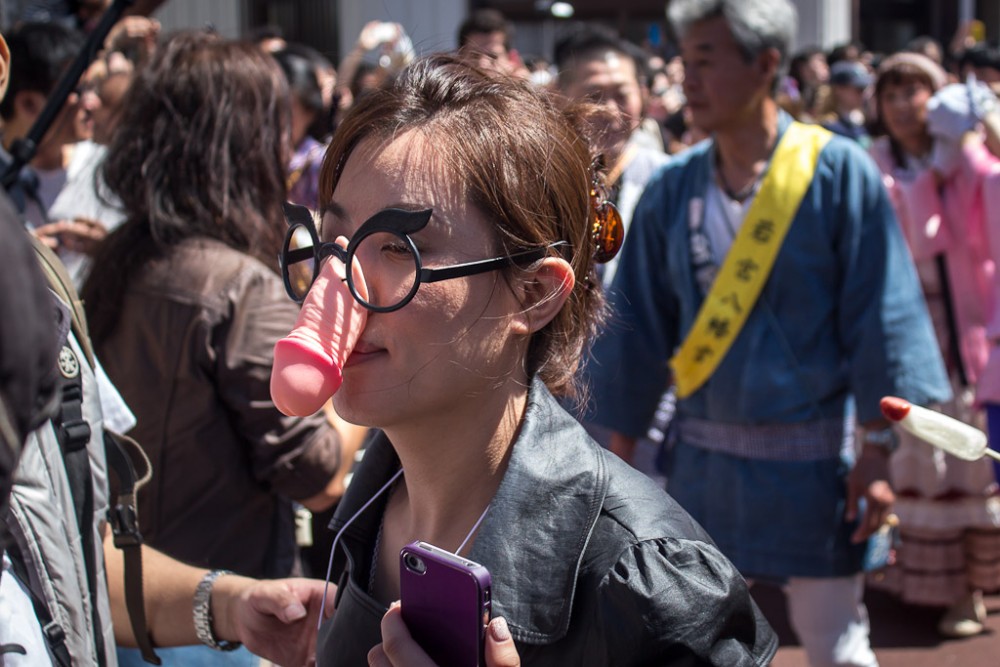 kanamara matsuri japan1