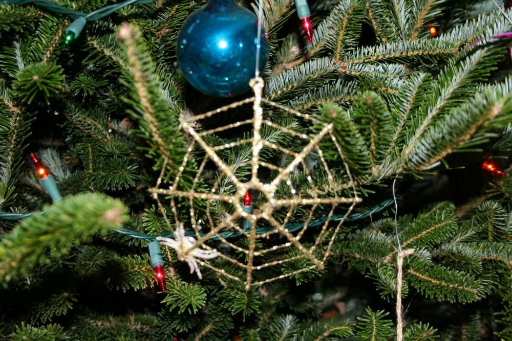 spider-xmas-ukraine