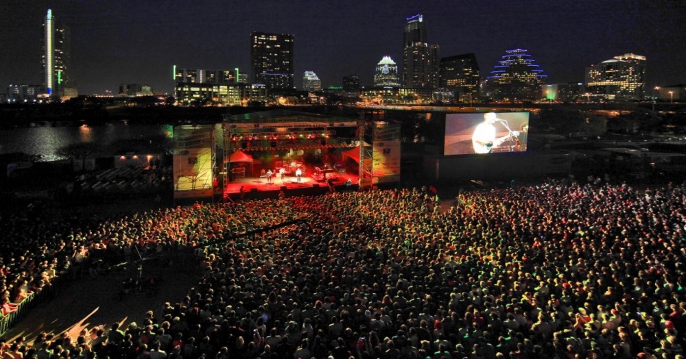 100524081-SXSW-2012_Auditorium-Shores_Extreme-Airshots.1910x1000