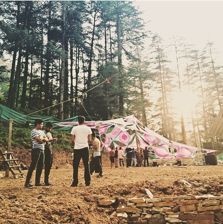 (Credits: www.instagram.comslashshreyansj)