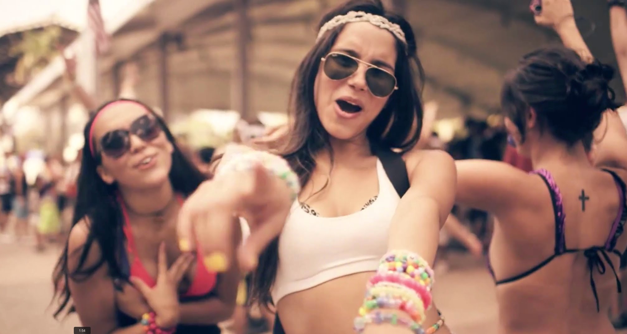 Самый лучший клип. Major Lazer ft. Sia. Mosangels mosangels - Rapping Outloud.