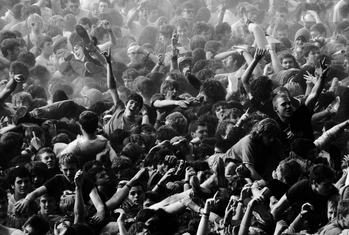 The Most Brutal Mosh Pits At Music Festivals - Sherpa Land