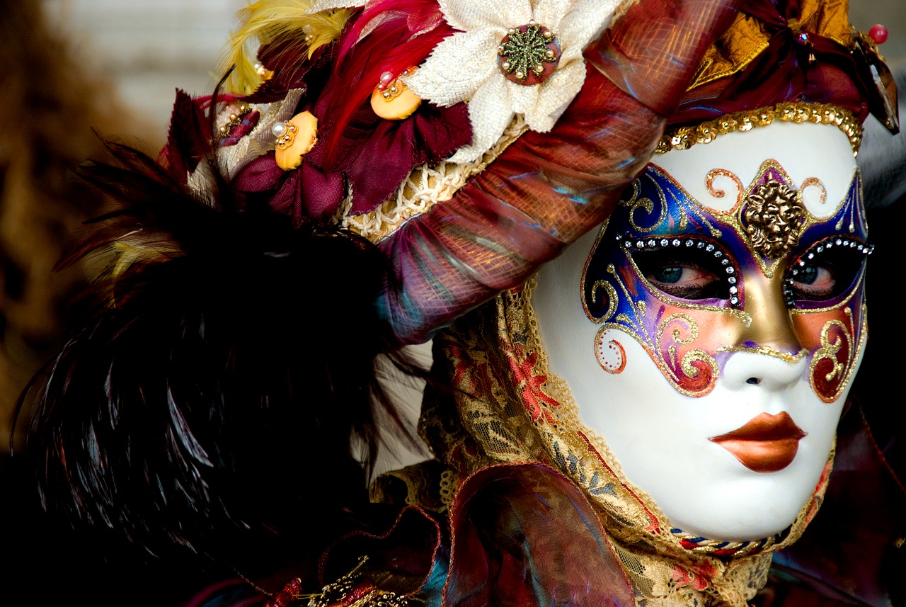 18 Pictures Of The Venice Carnival That Will Make You Wish You Were