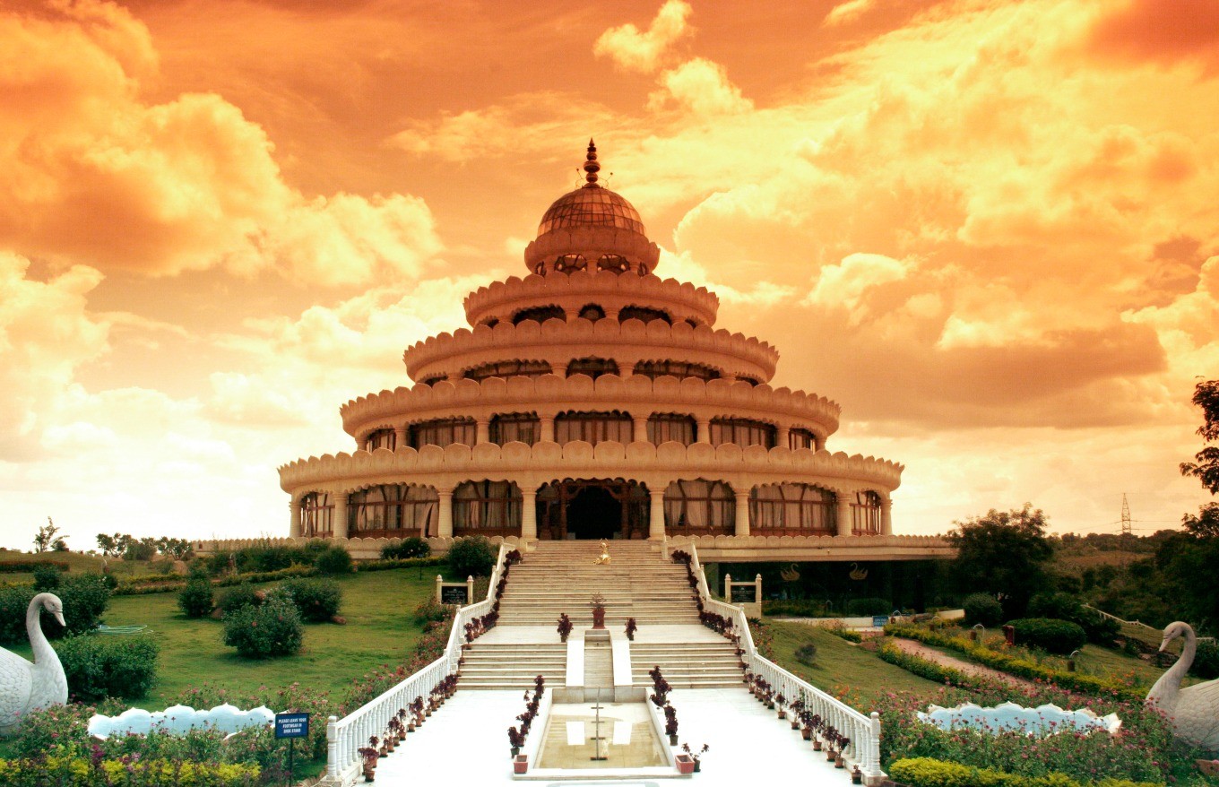 The Art Of Living Ashram Bangalore Sachin Mahesh