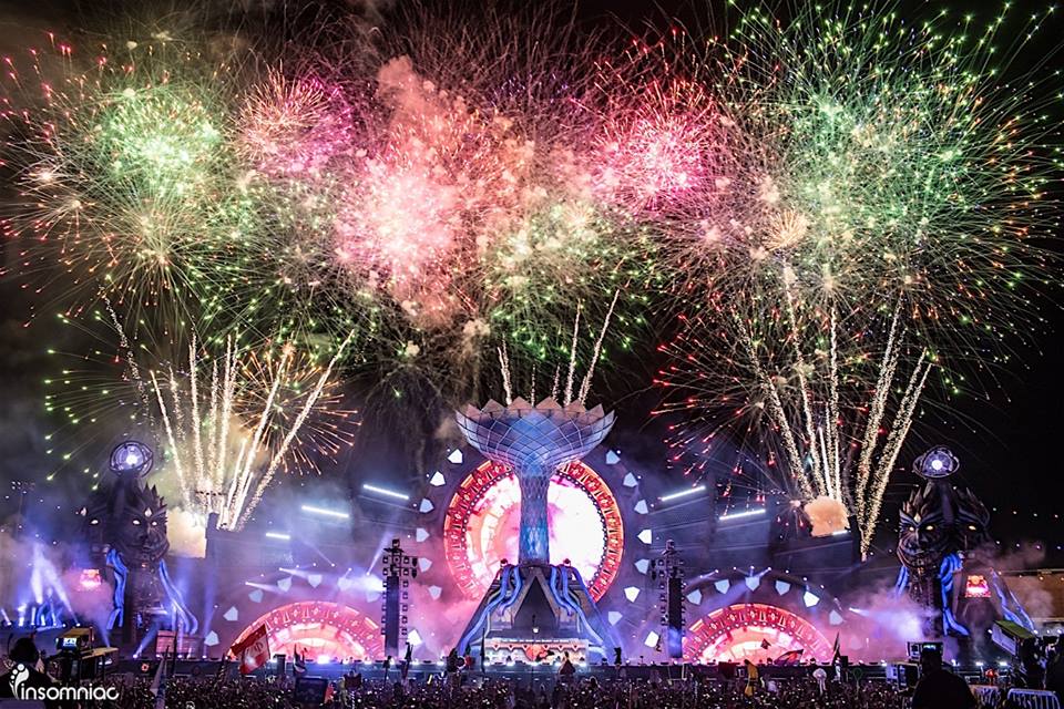 Edc S Mainstage Cost How Much To Build Sherpa Land Edc S Mainstage Cost How Much To Build Sherpa Land