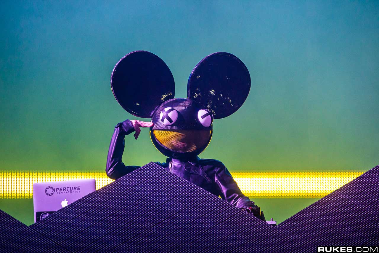 Deadmau5 Live Pic Sherpa Land