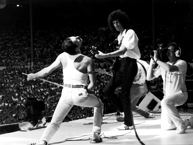 Throwback Thursday: Queen Steals the Show at Live Aid 1985! - Sherpa Land